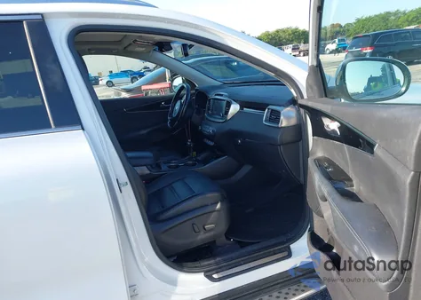 2016 Kia Sorento 3.3L Sx z USA, uszkodzony, nr VIN 5XYPK4A50GG109816